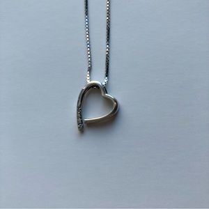Hot Diamonds Silver Heart Necklace with Diamond Accents